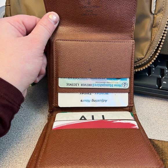 LOUIS VUITTON vintage Elise wallet - Picture 6 of 16